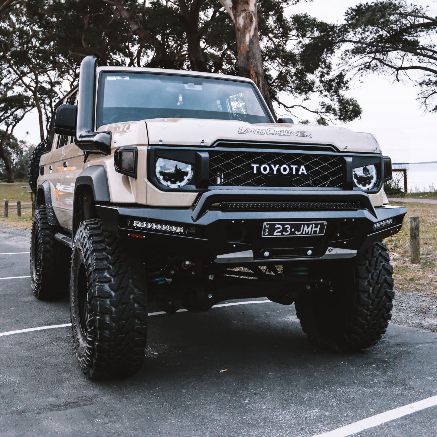 Angry Headlight Eyelids for Toyota LandCruiser 70 Series (Facelift, 2023 onwards)