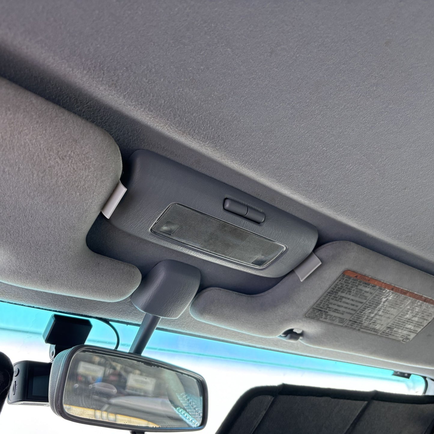 Sunvisor Unfloppification Clips for Toyota LandCruiser Prado 90 Series (1996-2002)