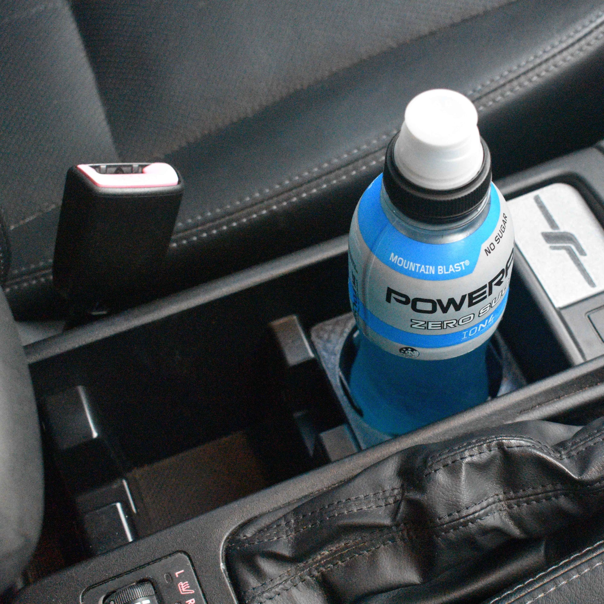 Subaru Forester SH cupholder inserts installed with Powerade